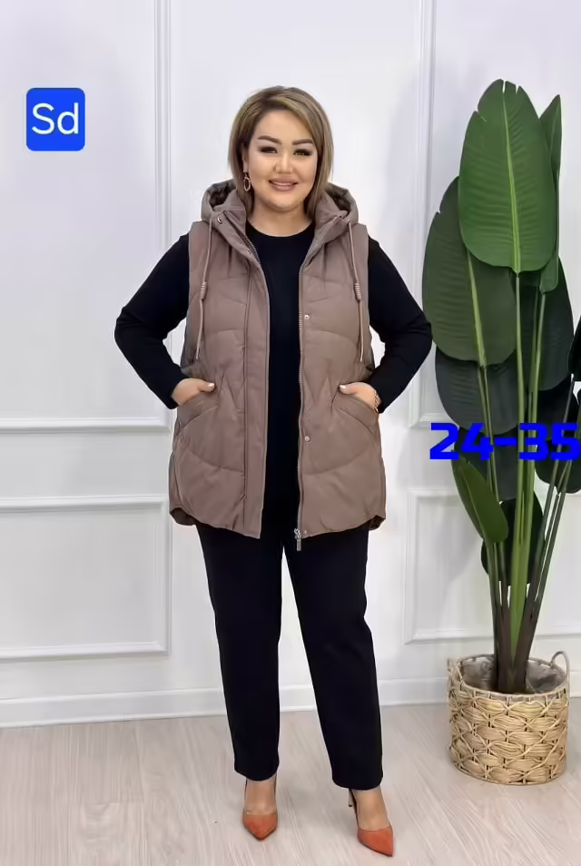 Фабричные женские жилетки