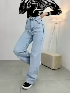 Женские джинсы