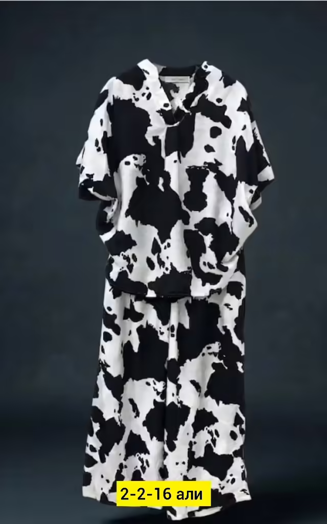 Льняные женские костюмы