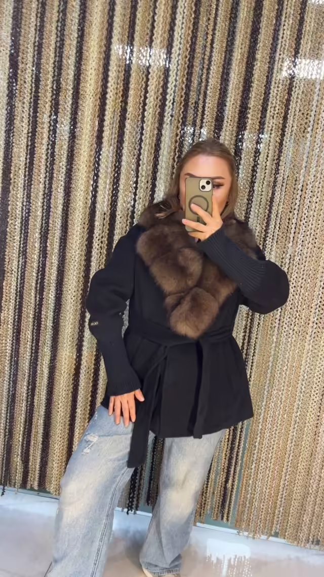 Кашемировые женские пальто с натуральным мехом