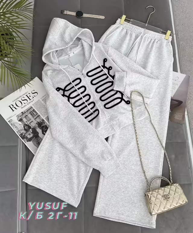 Женские костюмы