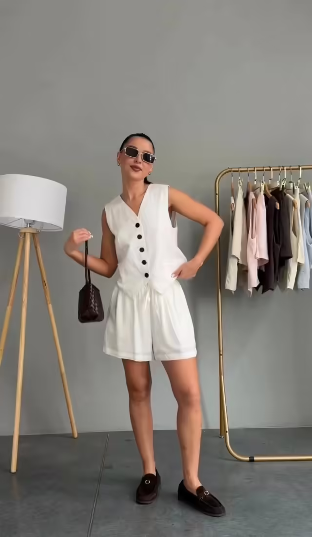 Крутые женские костюмы