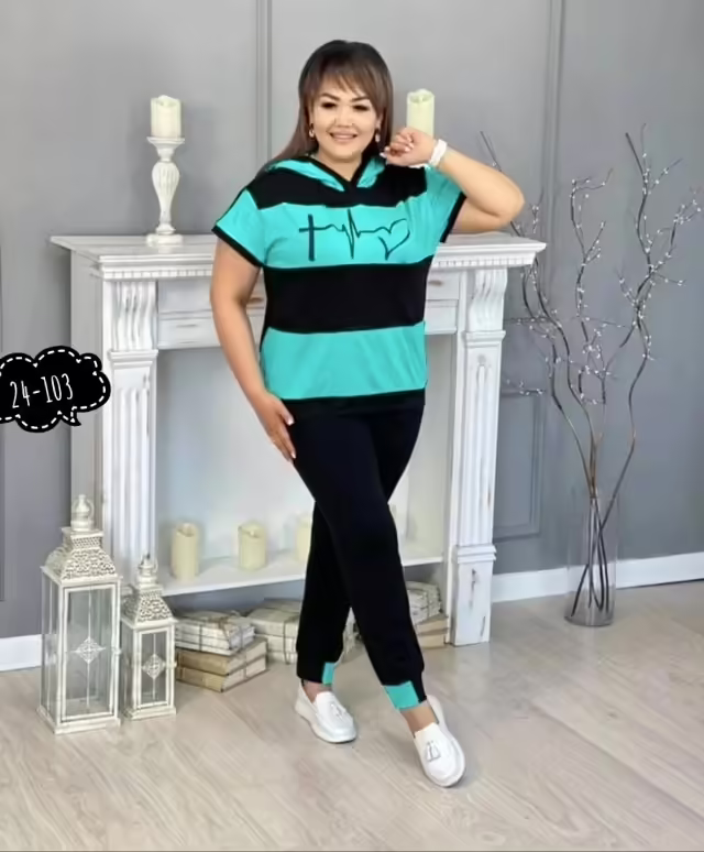 Женские костюмы