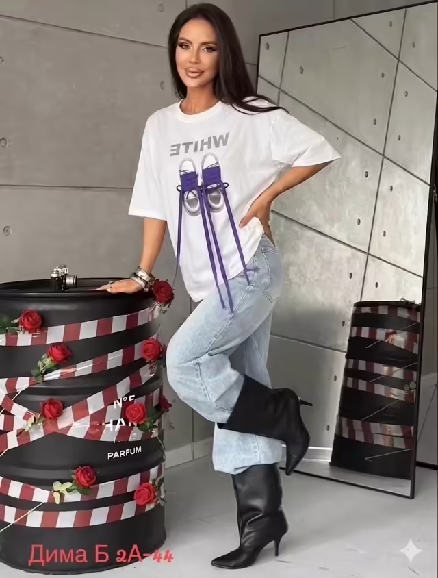 Женские футболки