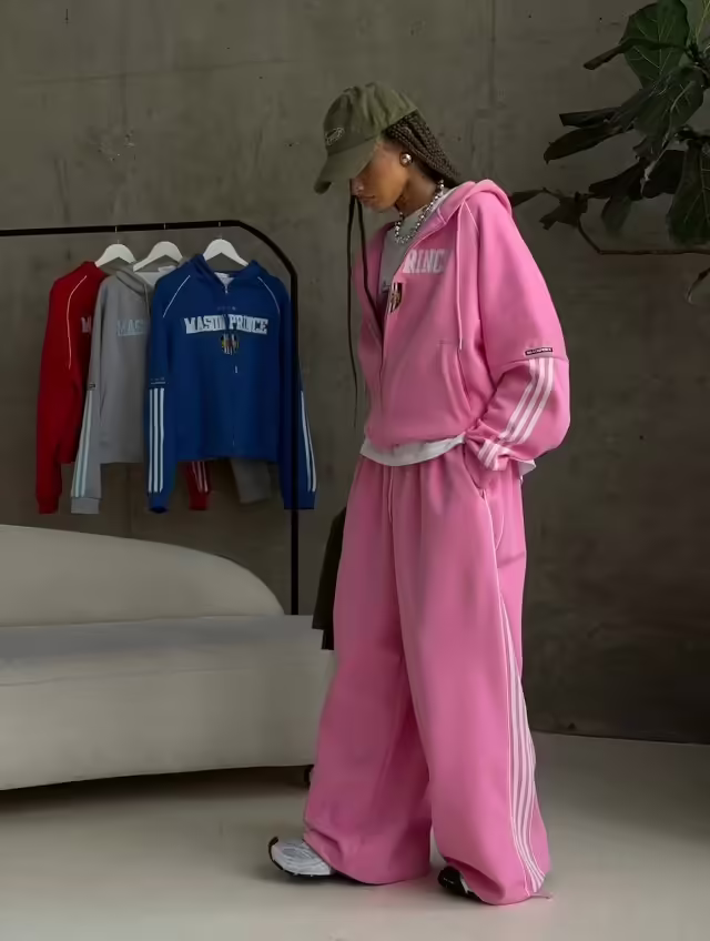Женские костюмы