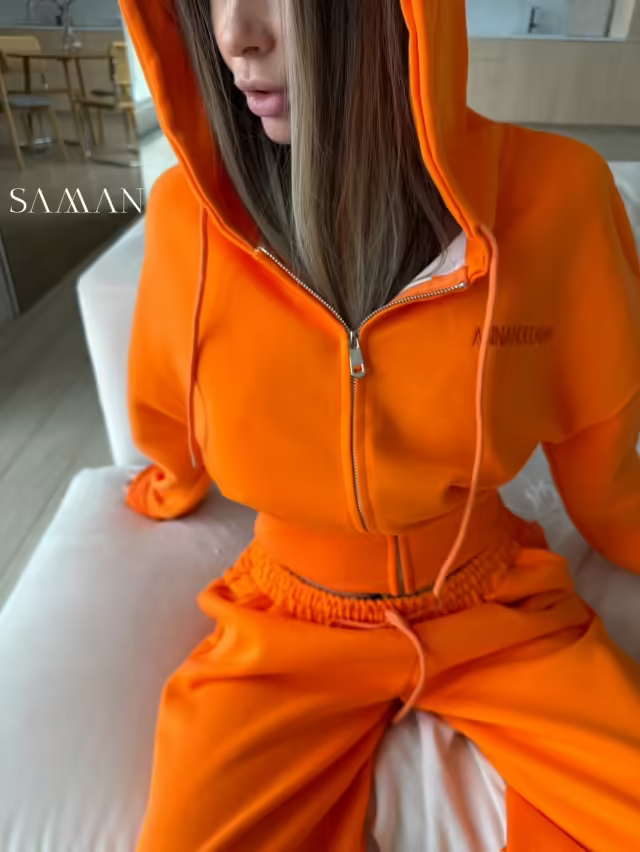 Женские костюмы