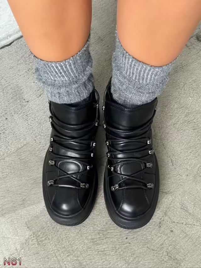 Женские ботинки