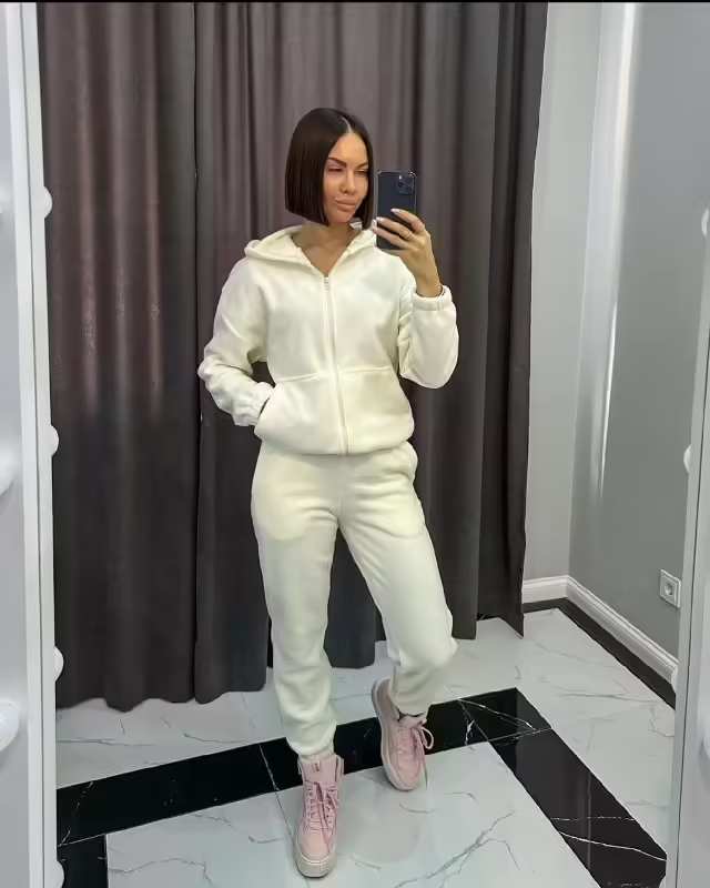 Женские костюмы двойки