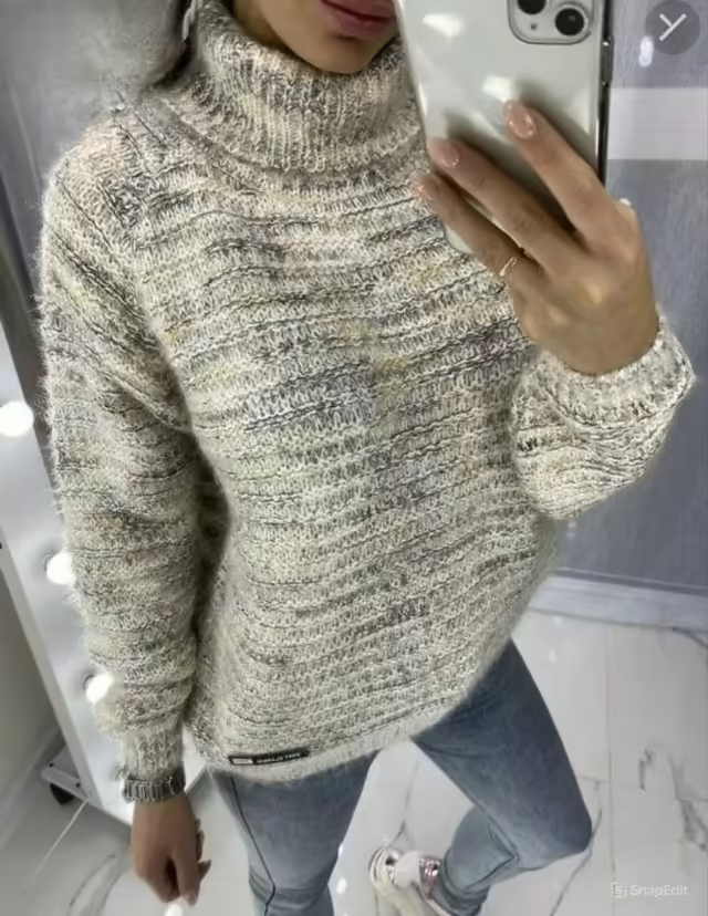 Вязаные женские кофты