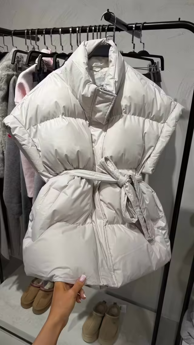 Женские жилетки. фото 3