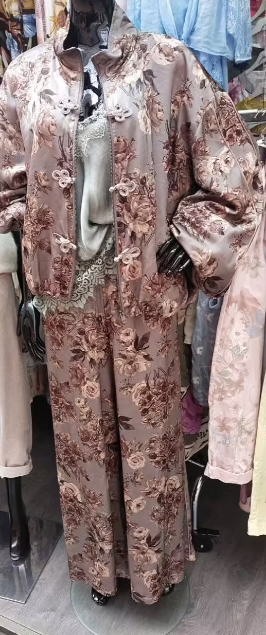 Женские костюмы. фото 2
