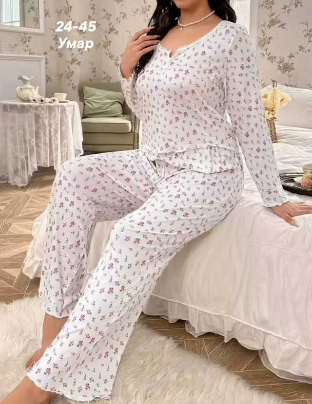 Женские костюмы двойки