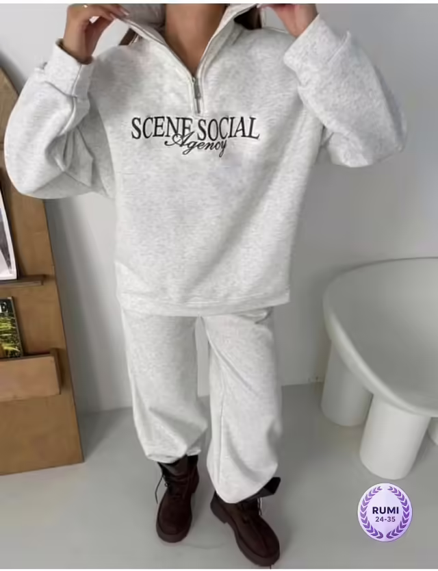 Женские костюмы