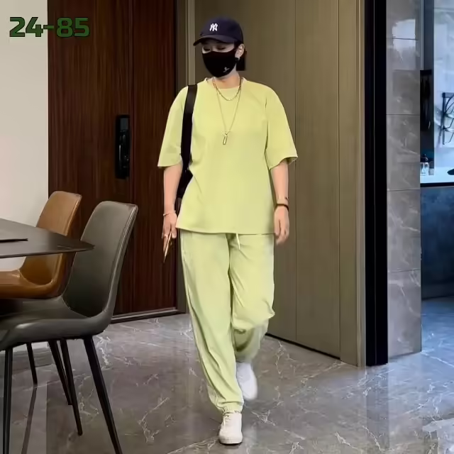 Базовые нежные идеальные свободные мягкие стильные женские костюмы на каждый день. фото 3