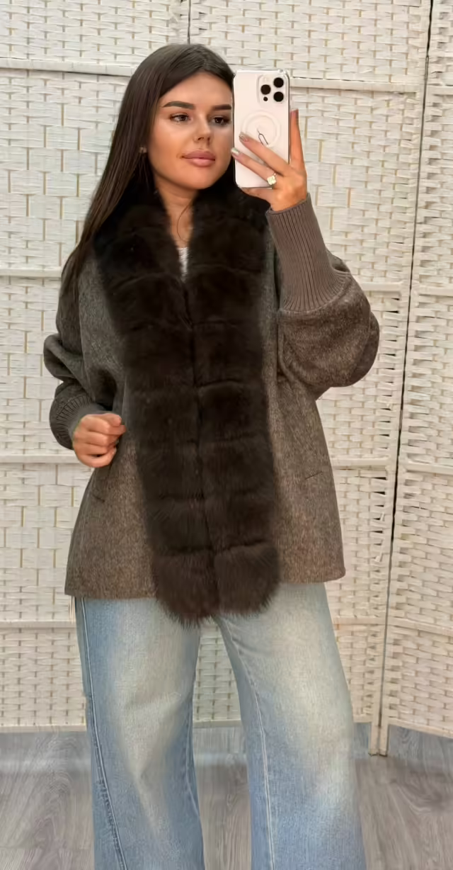 Стильные женские полупальто
