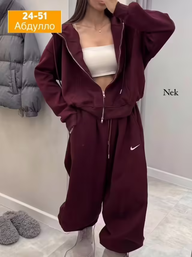 Женские костюмы