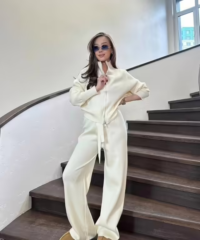 Кашемировые женские костюмы