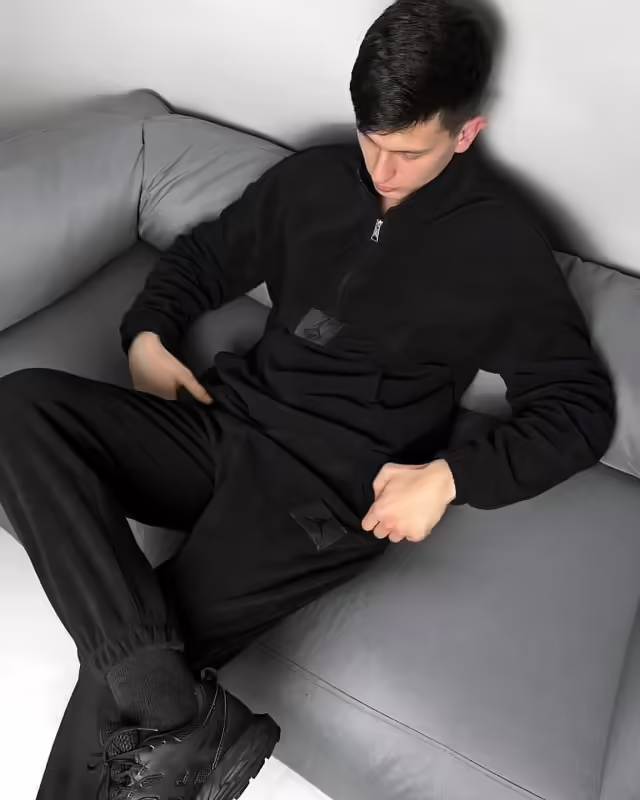 Спортивные мужские костюмы