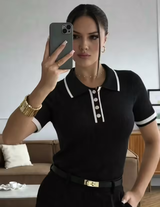 Женские футболки