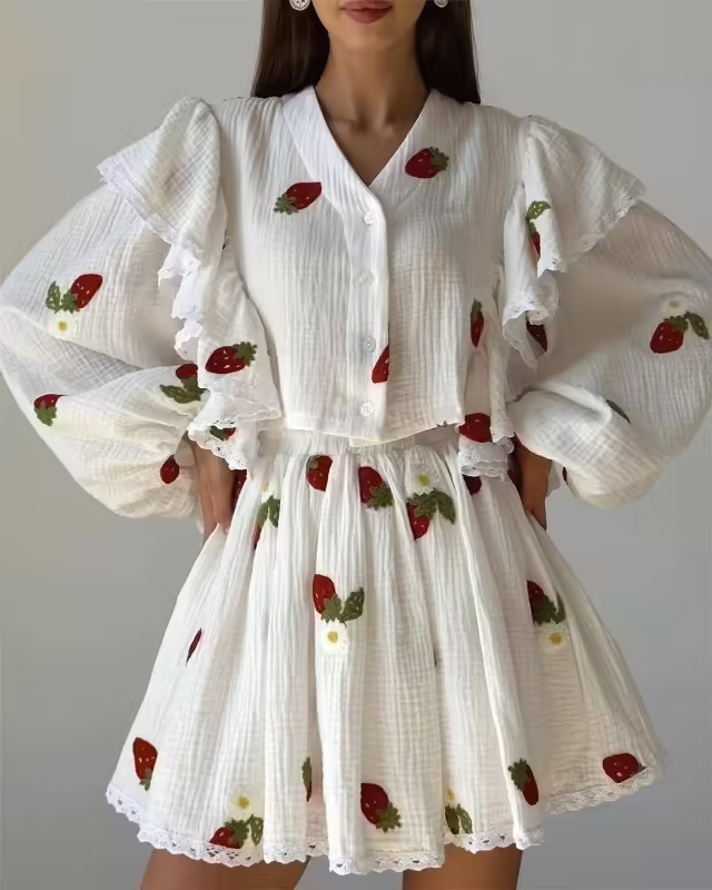Женские костюмы двойки