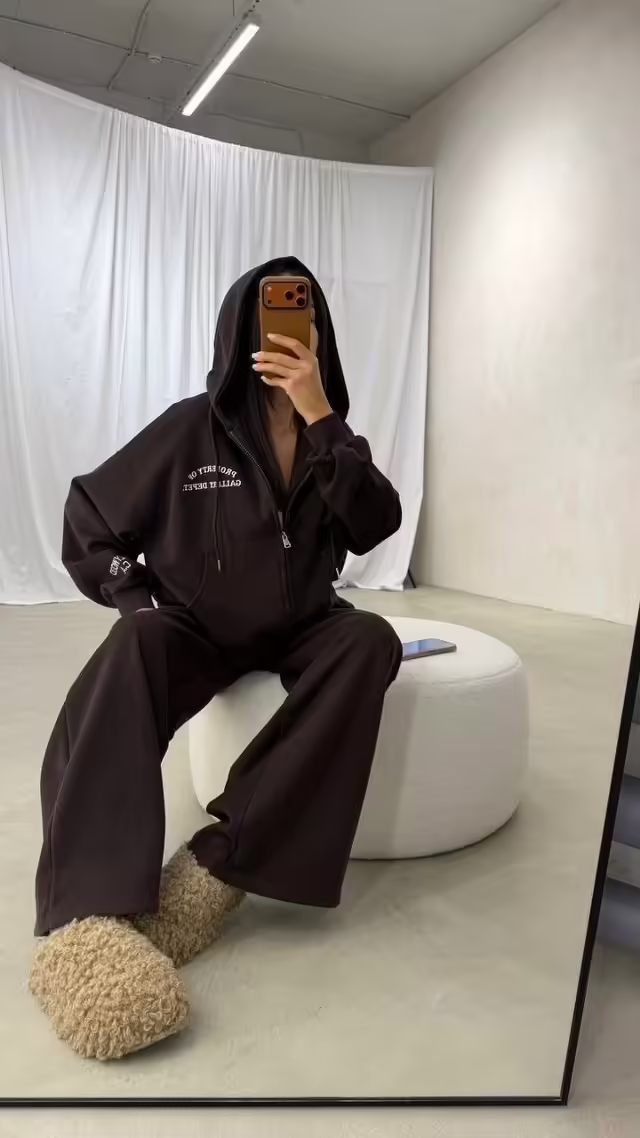 Спортивные женские костюмы. фото 2