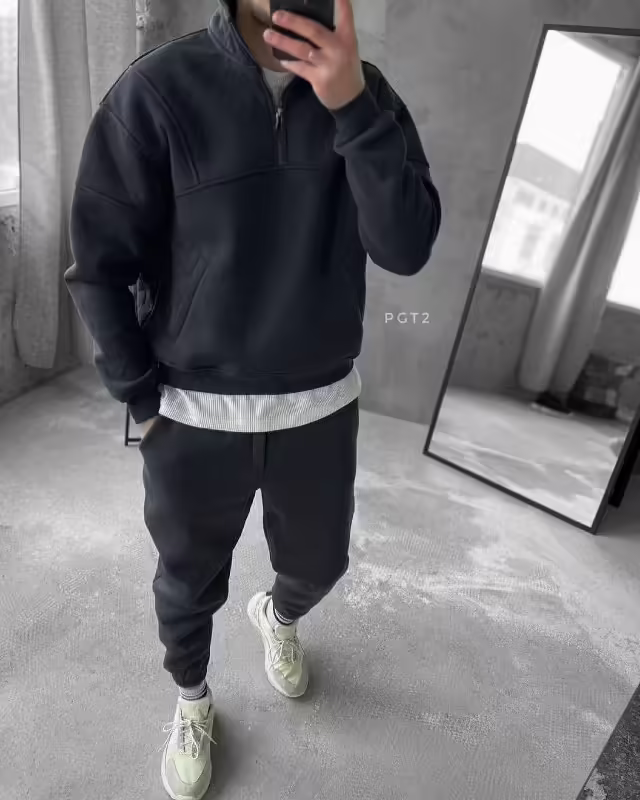 Спортивные мужские костюмы