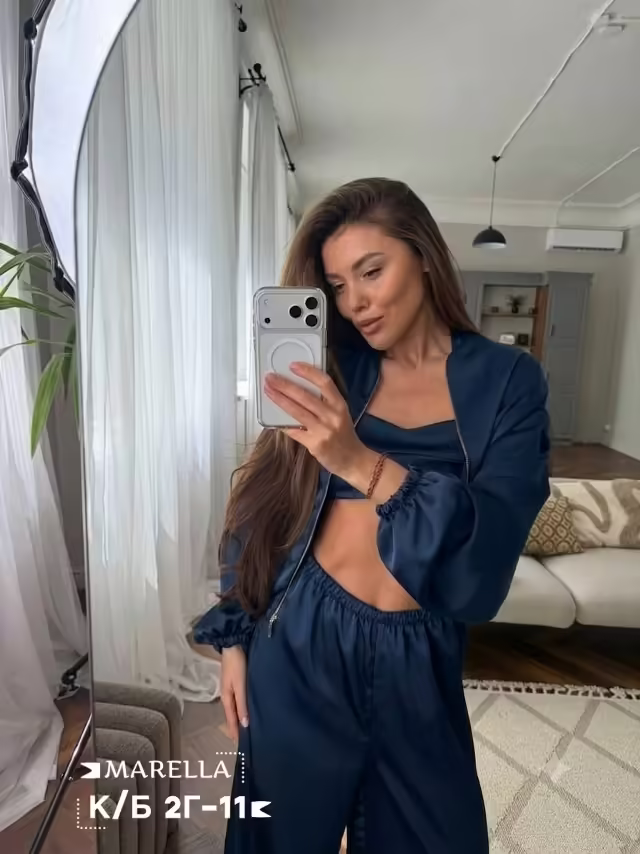 Женские костюмы тройки