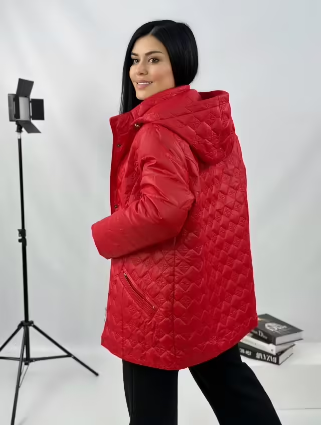 Весенние осенние женские куртки