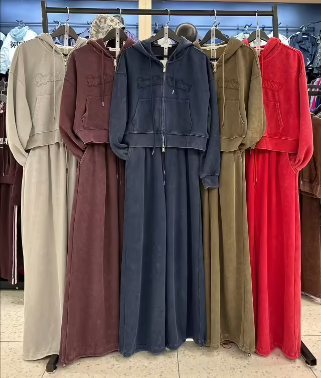 Хлопковые женские костюмы