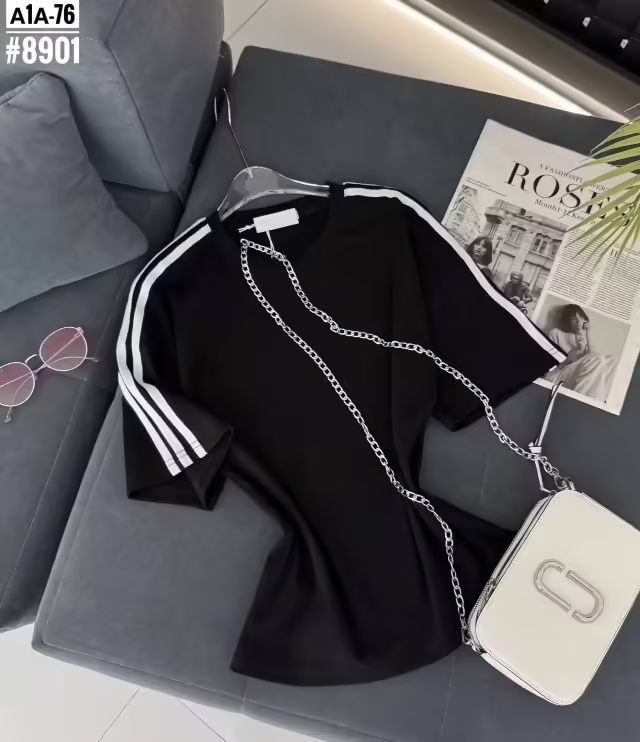 Женские футболки