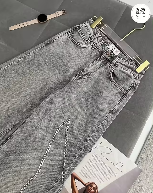 Женские джинсы