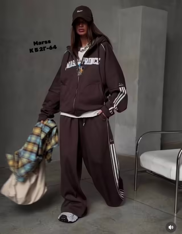 Женские костюмы