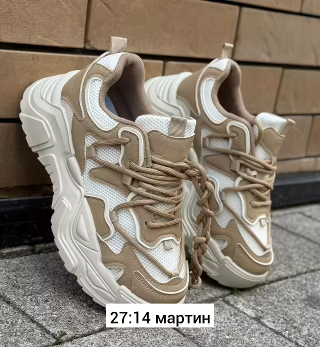 Женские кроссовки. фото 3
