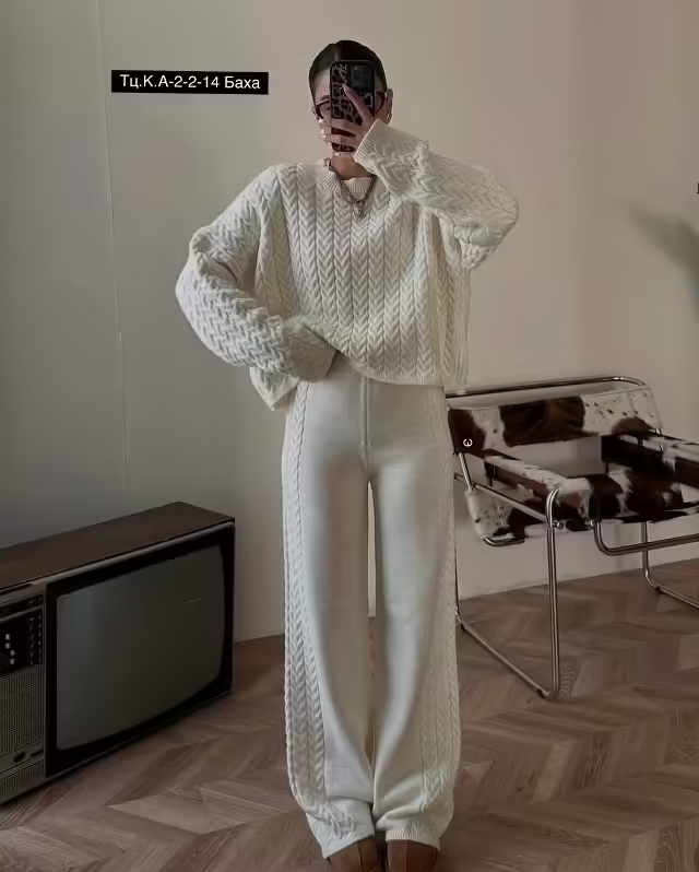 Стильные женские костюмы. фото 3