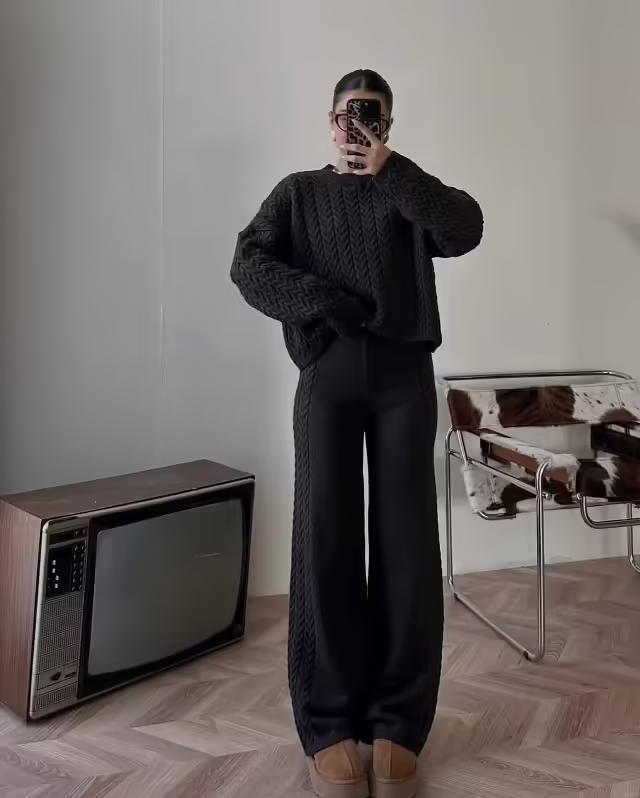 Женские костюмы. фото 3