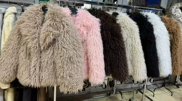 Женские шубы