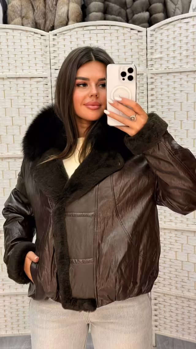 Зимние женские куртки с натуральным мехом
