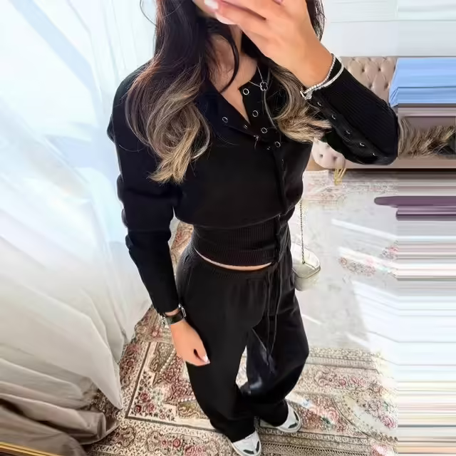 Женские костюмы