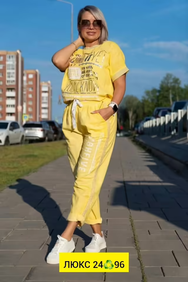 Женские костюмы. фото 3