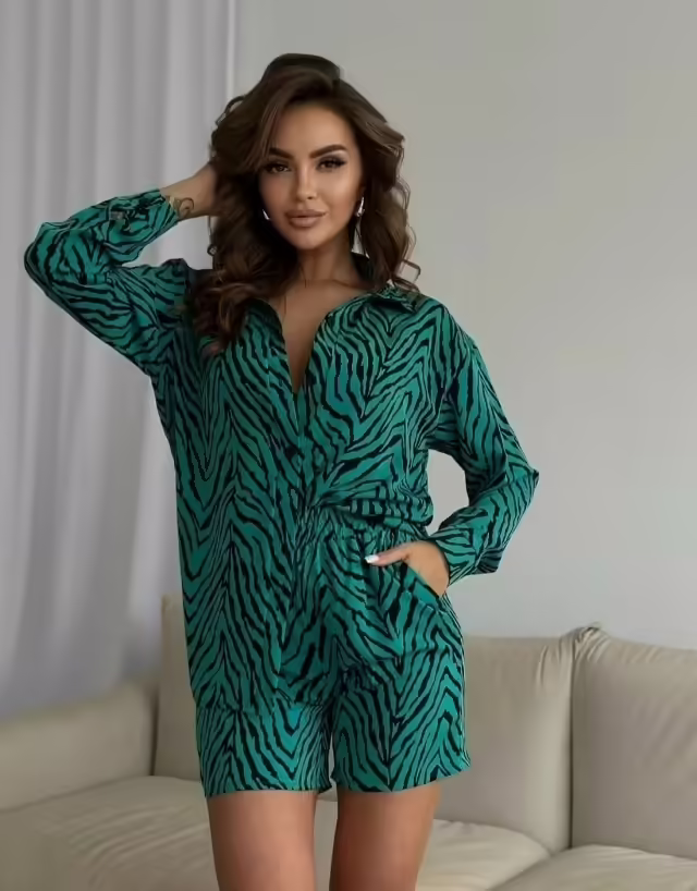 Женские костюмы двойки