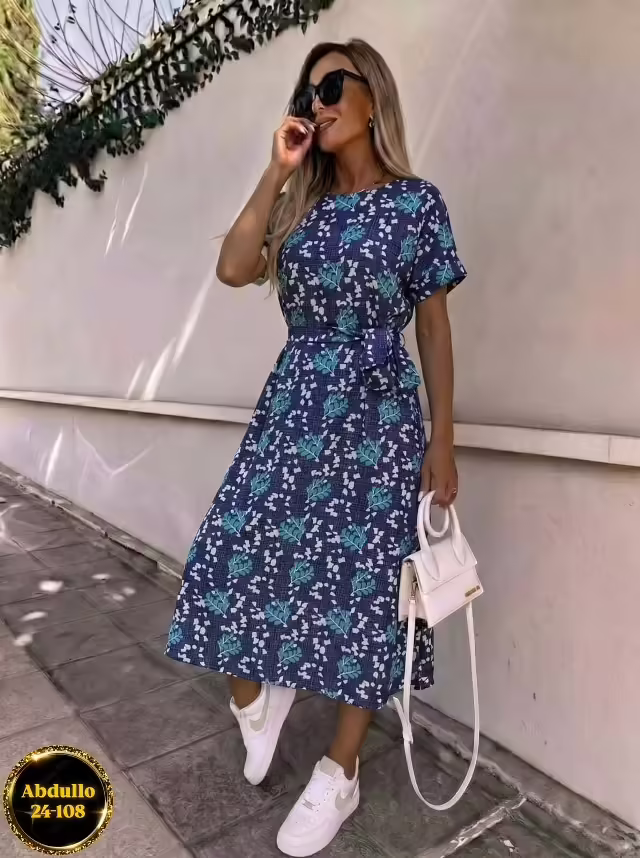 Стильные женские платья