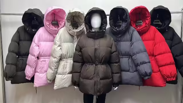 Стильные женские куртки