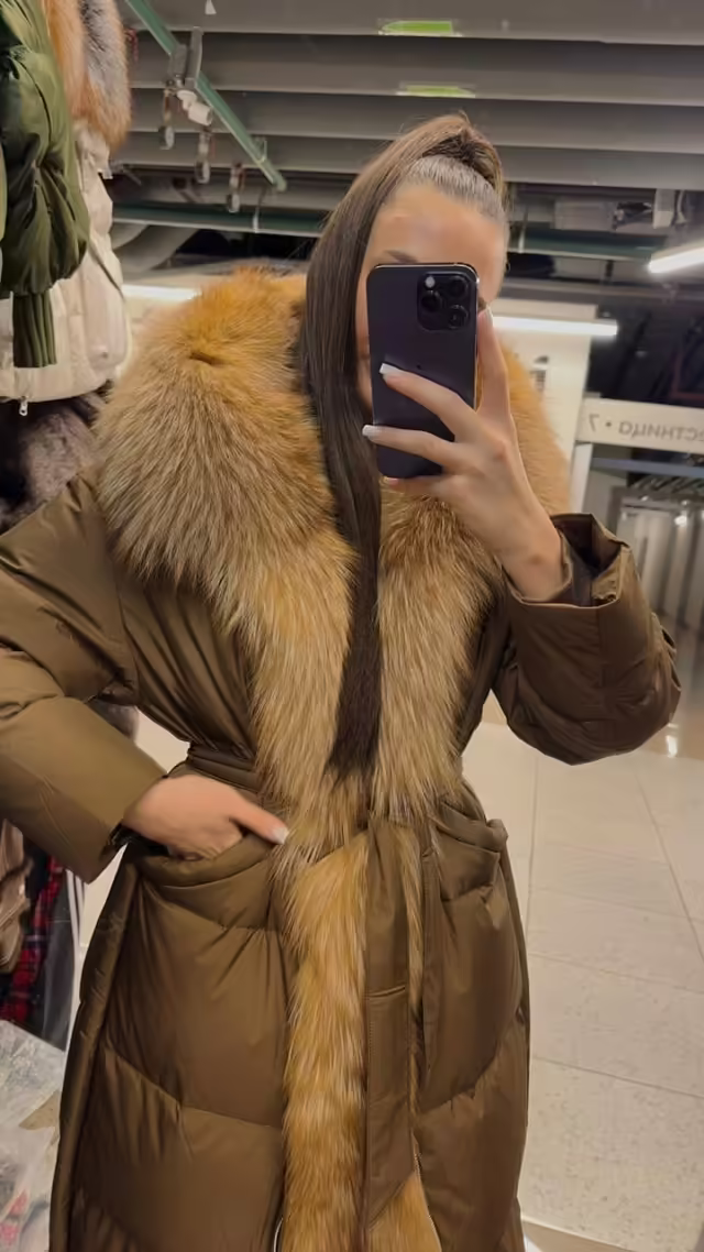 Удлинённые женские пуховики