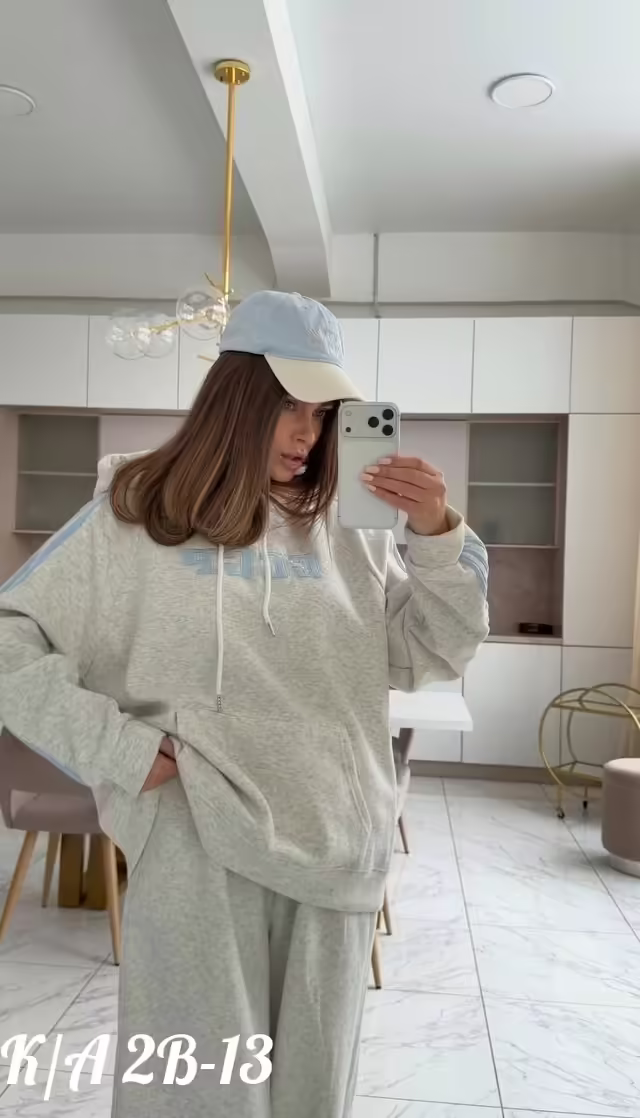 Женские костюмы. фото 3