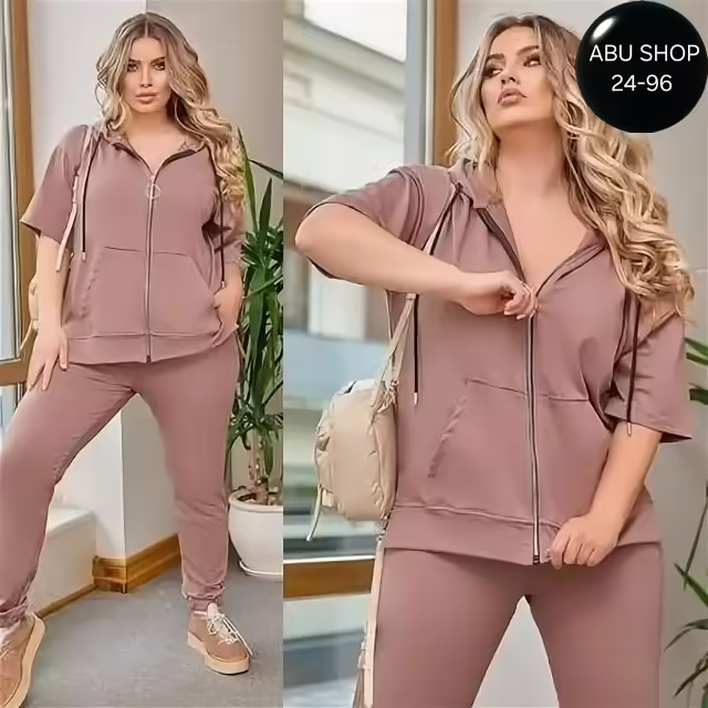 Женские костюмы