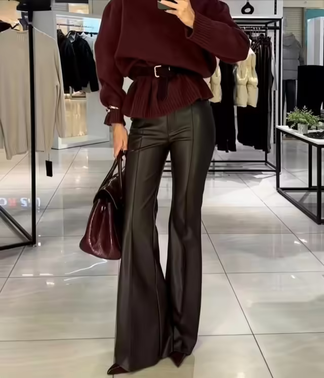 Базовые кожаные женские штаны клёш