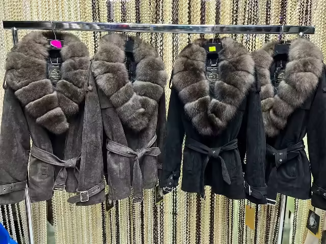 Женские пуховики