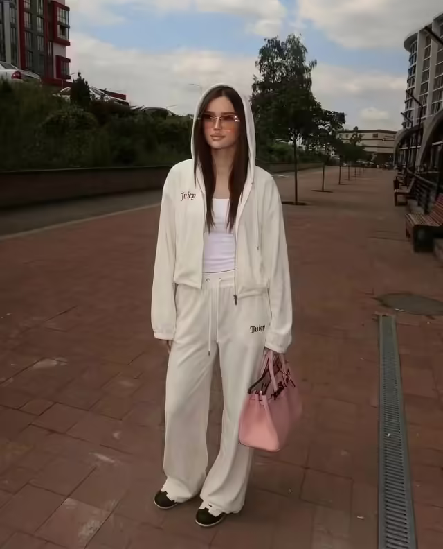 Женские костюмы из бамбука. фото 2