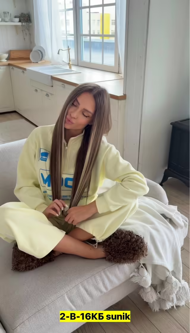 Женские костюмы