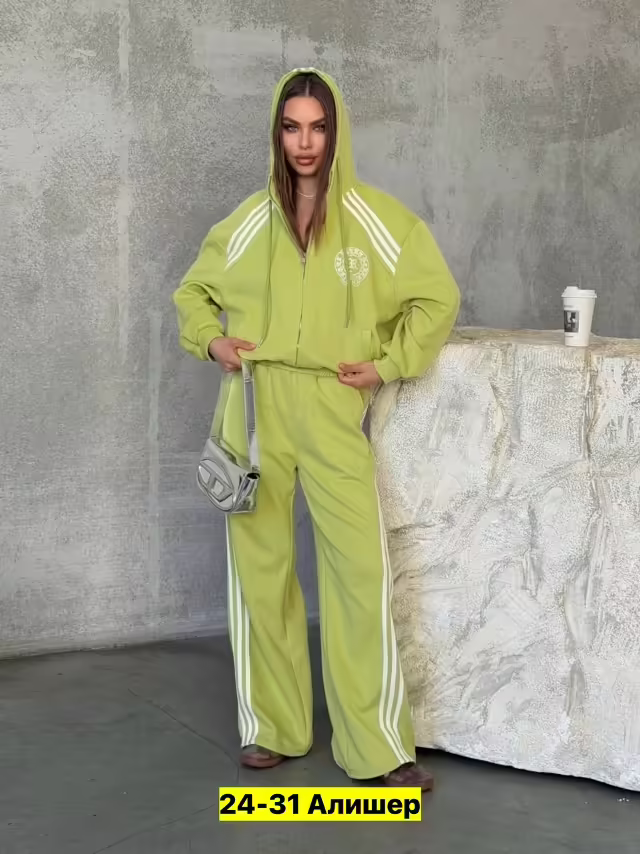 Женские костюмы